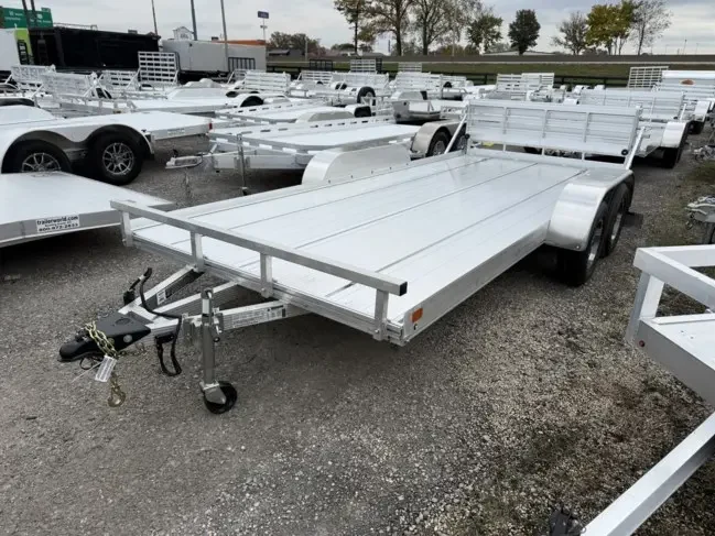 Flatbed & Utility Trailers