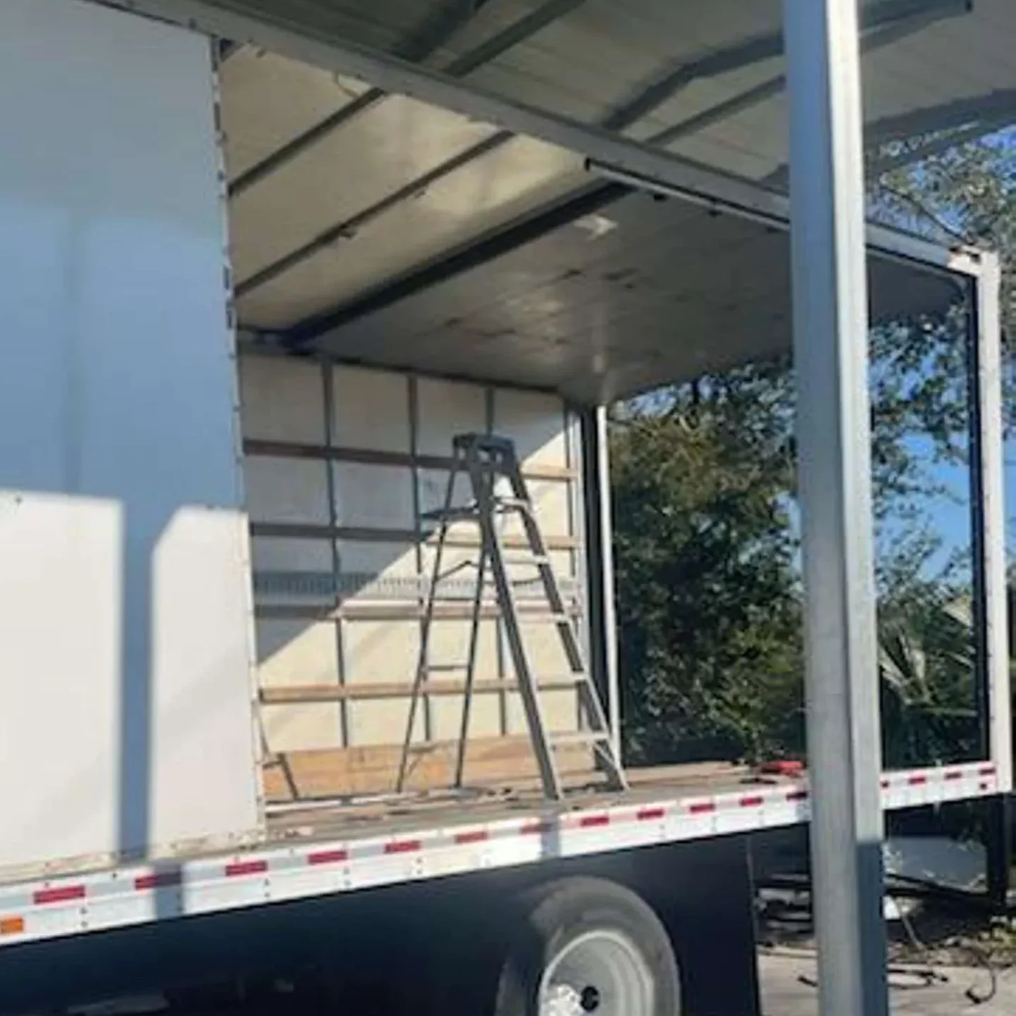 Truck Body Refurbishment